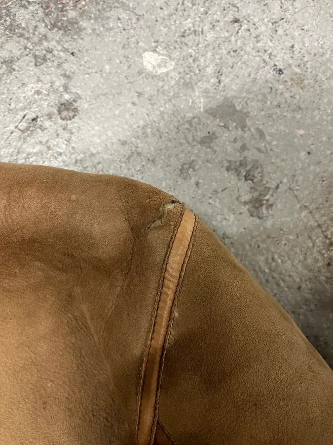 1980s Emporio Armani Camel Shearling Leather Bomber Jacket - Image 10