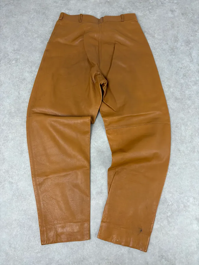 1980s Gianni Versace Cognac Leather Pants - Image 6