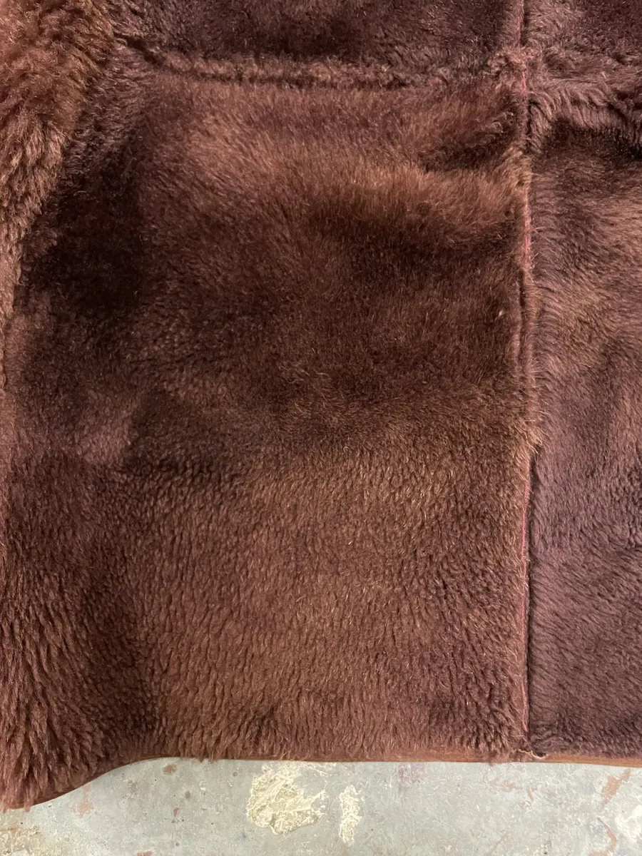 1980s Gianni Versace Molding Caramel Suede Leather Long Jacket - Image 12