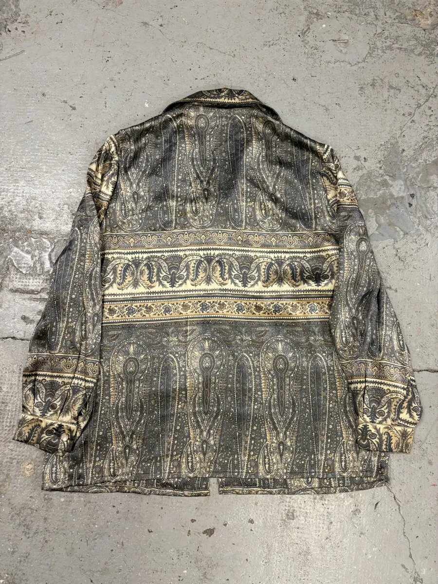 1980s Giorgio Armani Silk Medieval Cozy Shirt - Image 4