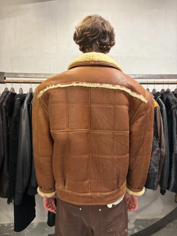 1980s Valentino Brown Shearling Leather Jacket - Image 4