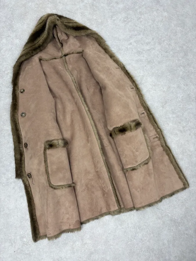 1990s Balmain Beige Faux Fur Reversible Coat - Image 15