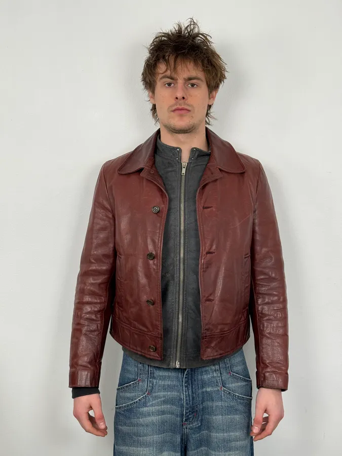 1990s Dolce & Gabbana Bordeaux Red Leather Buttoned Jacket - Image 2
