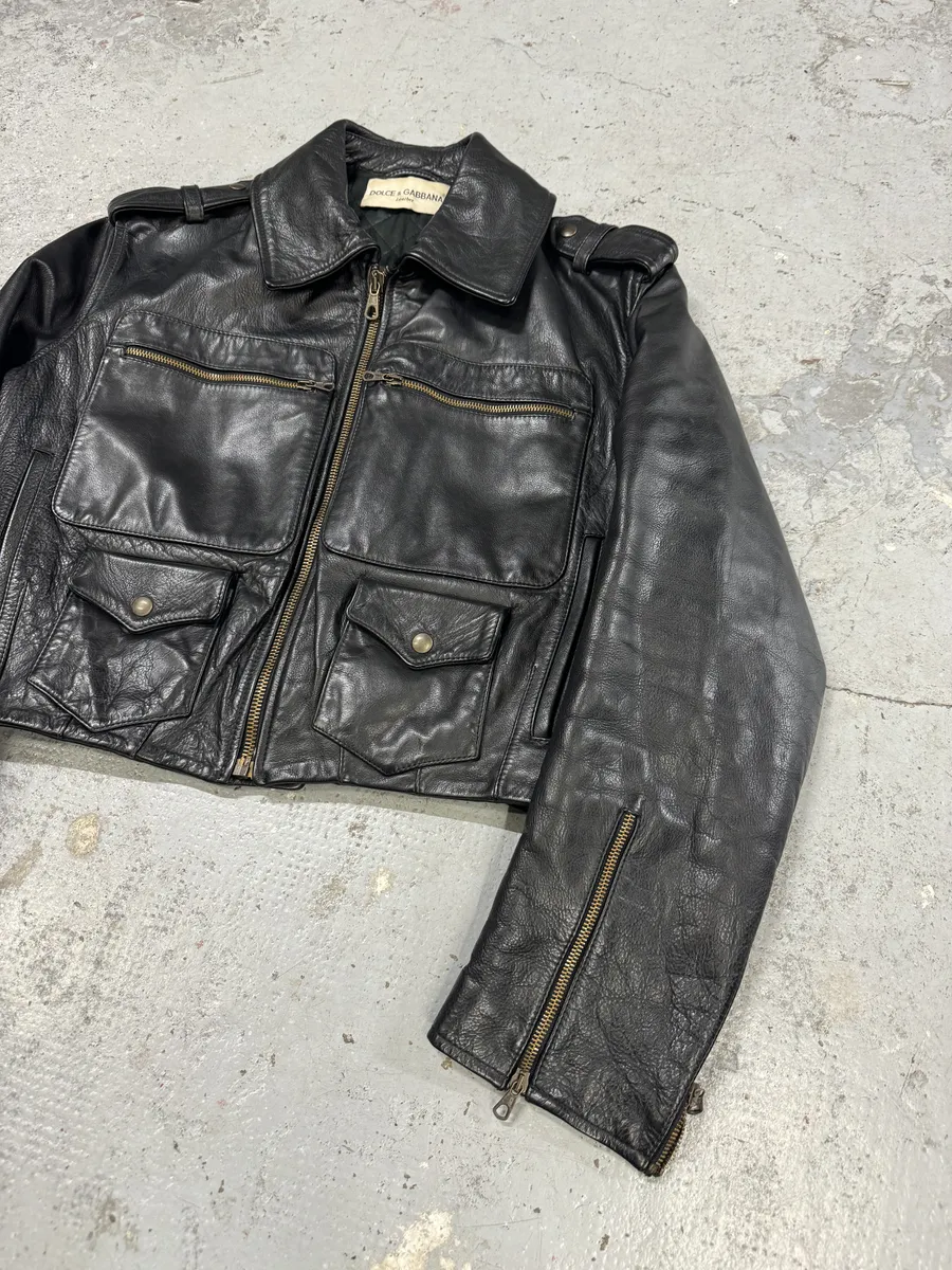 1990s Dolce & Gabbana Cropped Black Leather Premium Jacket - Image 11