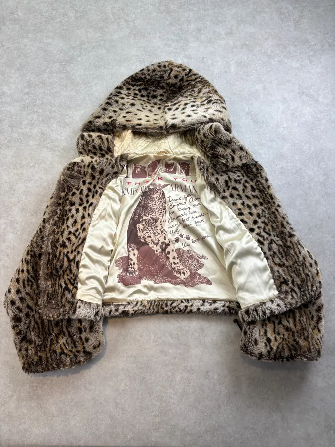 1990s Emporio Armani Beige Faux Fur Leopard Cropped Hooded Coat - Image 7