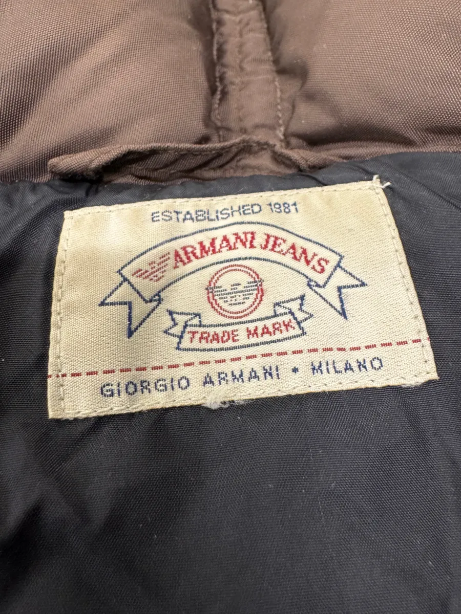1990s Emporio Armani Brown Puffer Detachable Arms Jacket - Image 7