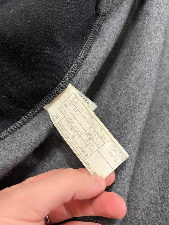 1990s Emporio Armani Grey Wool Zip-up Sweater - Image 10