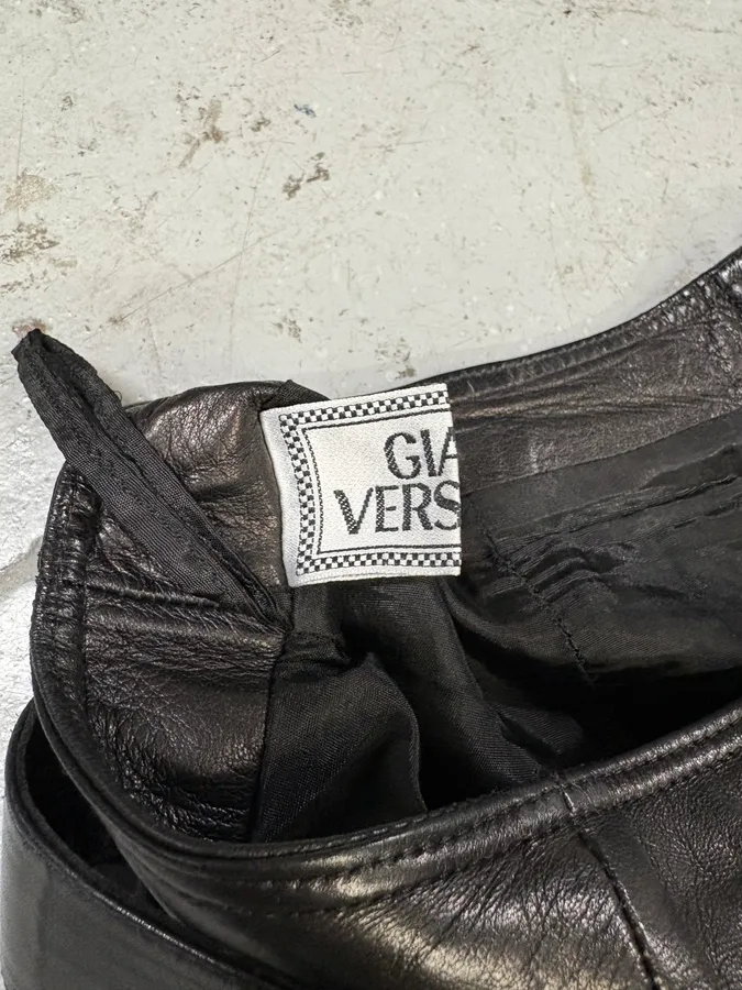1990s Gianni Versace Biker Black Leather Pants - Image 10