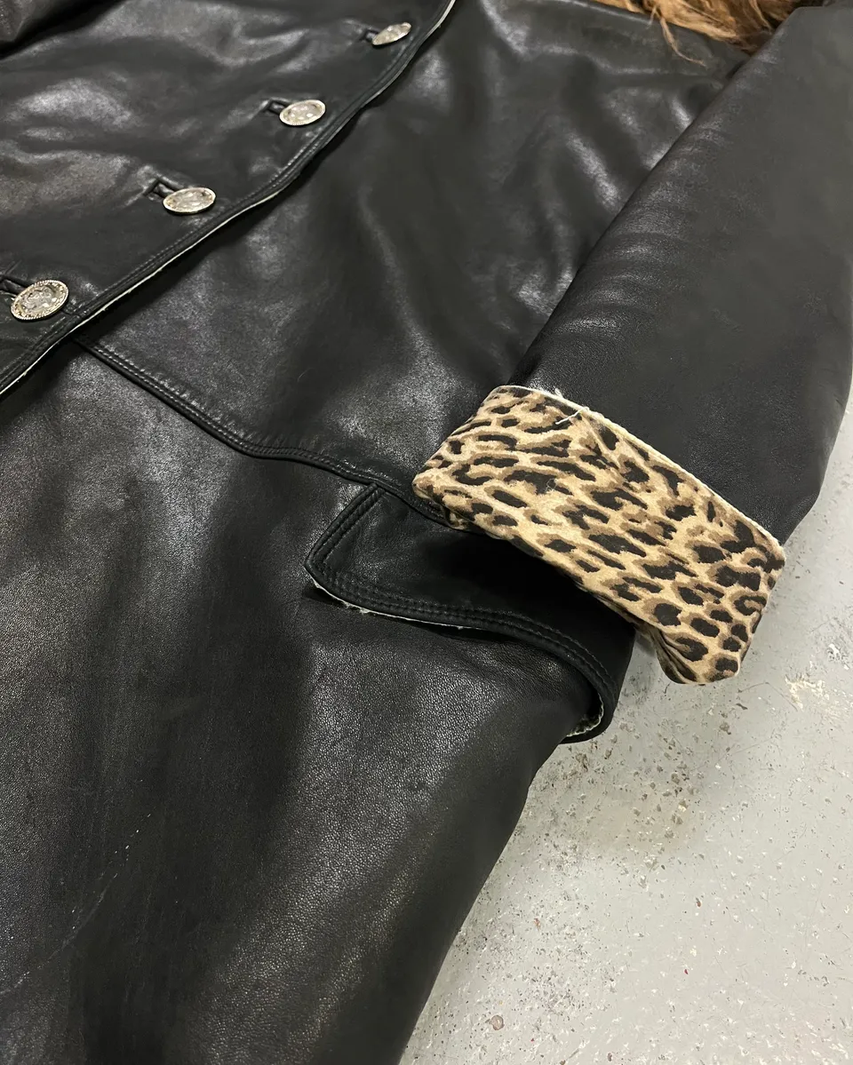1990s Gianni Versace Black Leather Fur Collar Jacket - Image 6