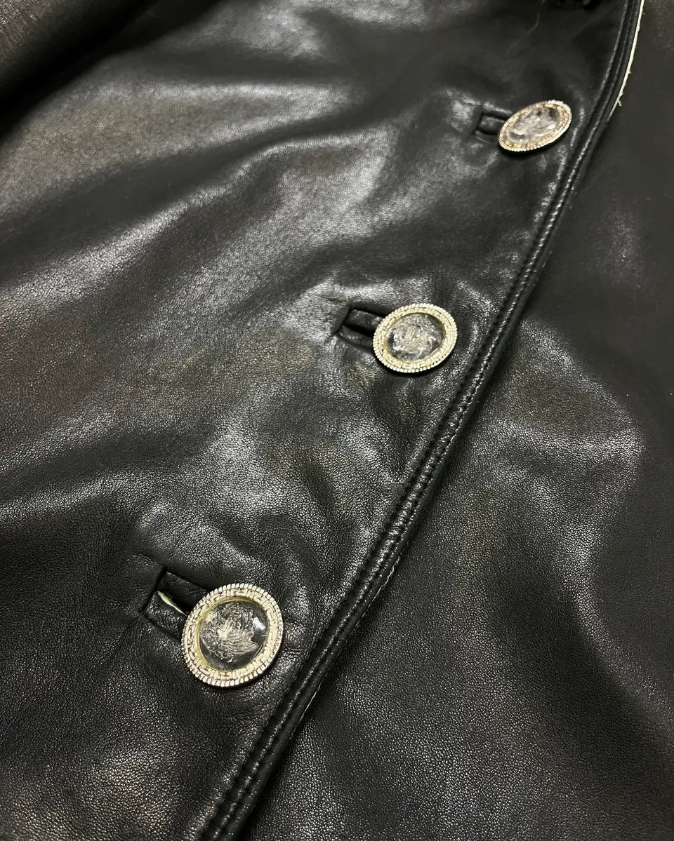 1990s Gianni Versace Black Leather Fur Collar Jacket - Image 7