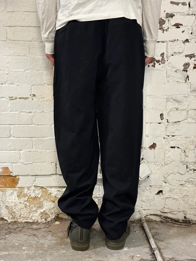 1990s Gianni Versace Navy Wool Wide-Leg Pants - Image 4