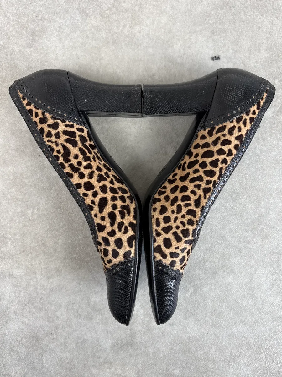1990s Gianni Versace Teal Leopard Pony Hair Pumps Heels - Image 4