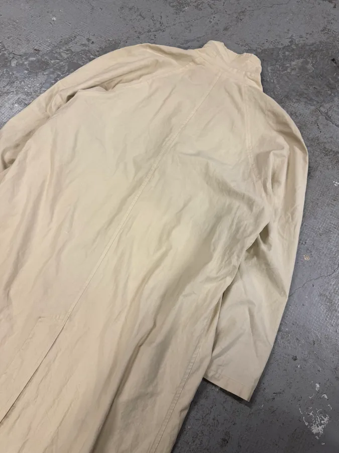 1990s Giorgio Armani Beige Trench Coat - Image 8
