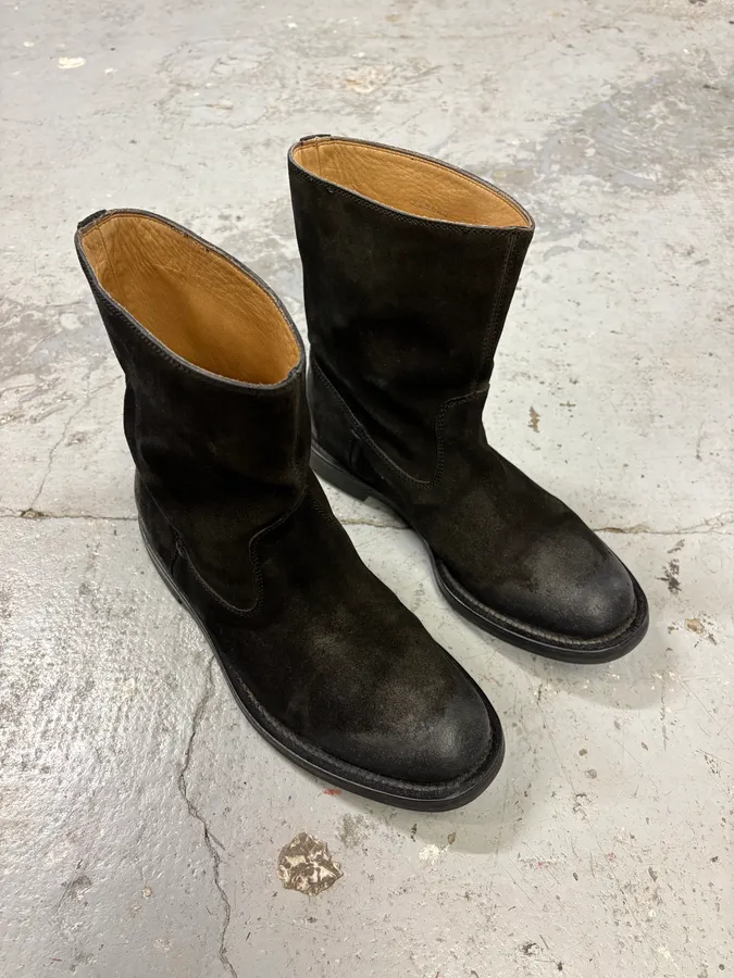 1990s Gucci Black Gradient Suede Leather Boots - Image 4