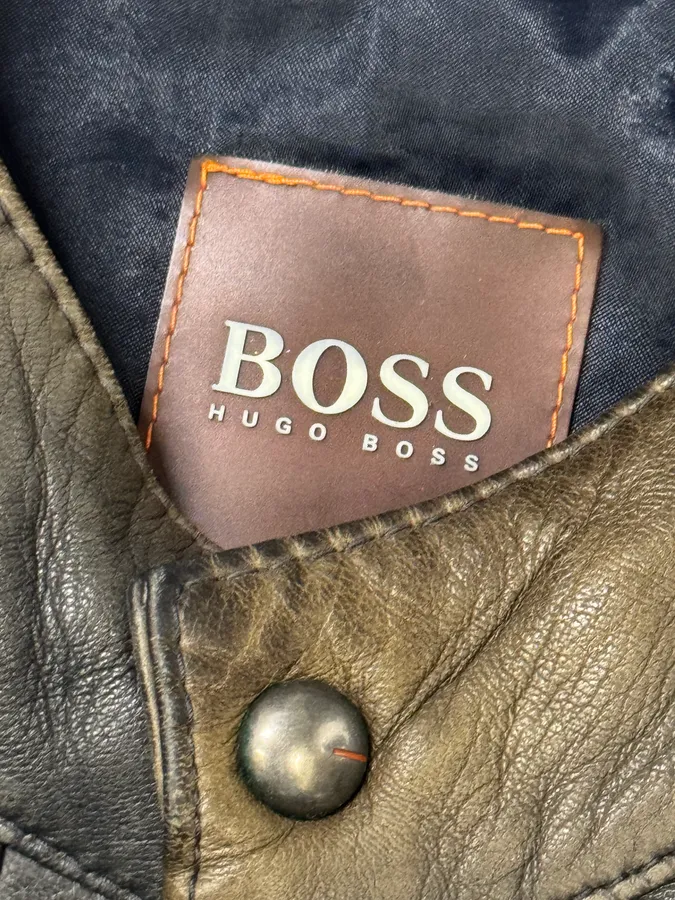 1990s Hugo Boss Contemporary Eroded Leather Jacket - Image 7