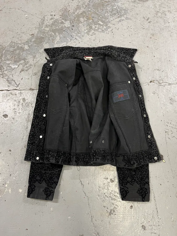 1990s Jean Paul Gaultier Velvet Floral Black Cropped Jacket - Image 10