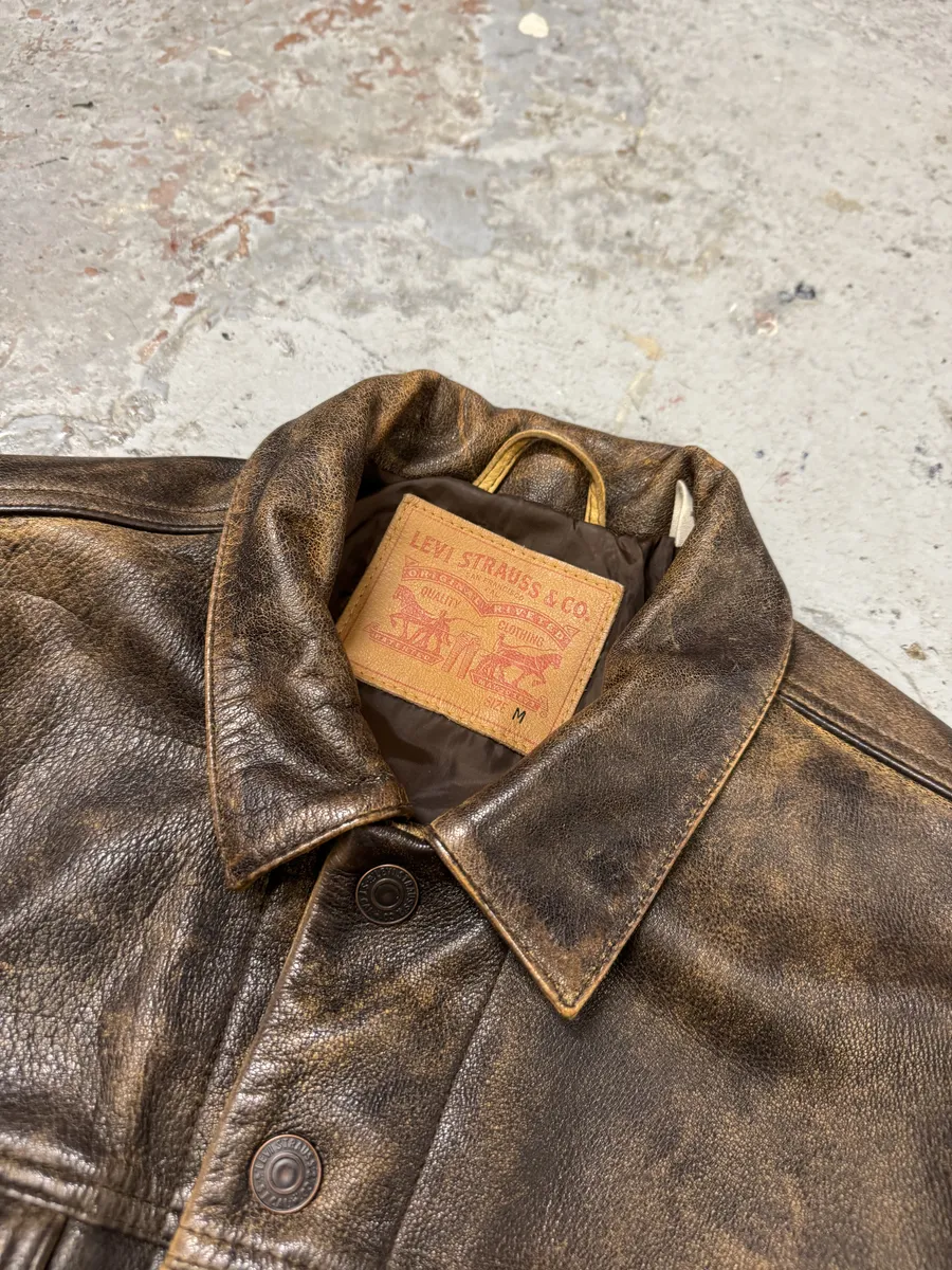 1990s Levi’s Brown Buttoned Eroded Leather Jacket - Image 8