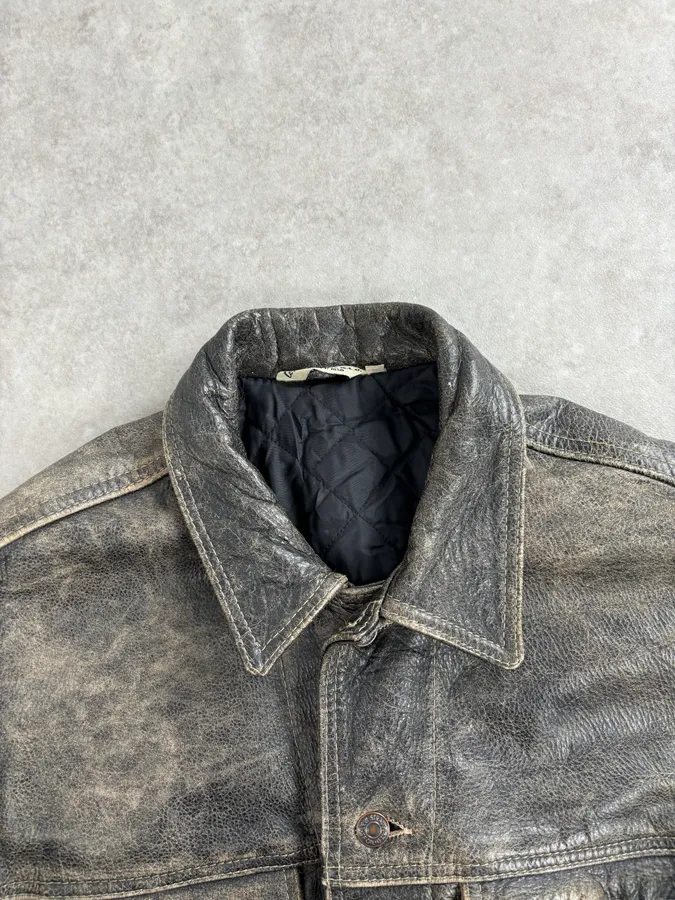1990s Levi’s Grey Eroded Leather Buttoned Trucker Jacket - Image 7
