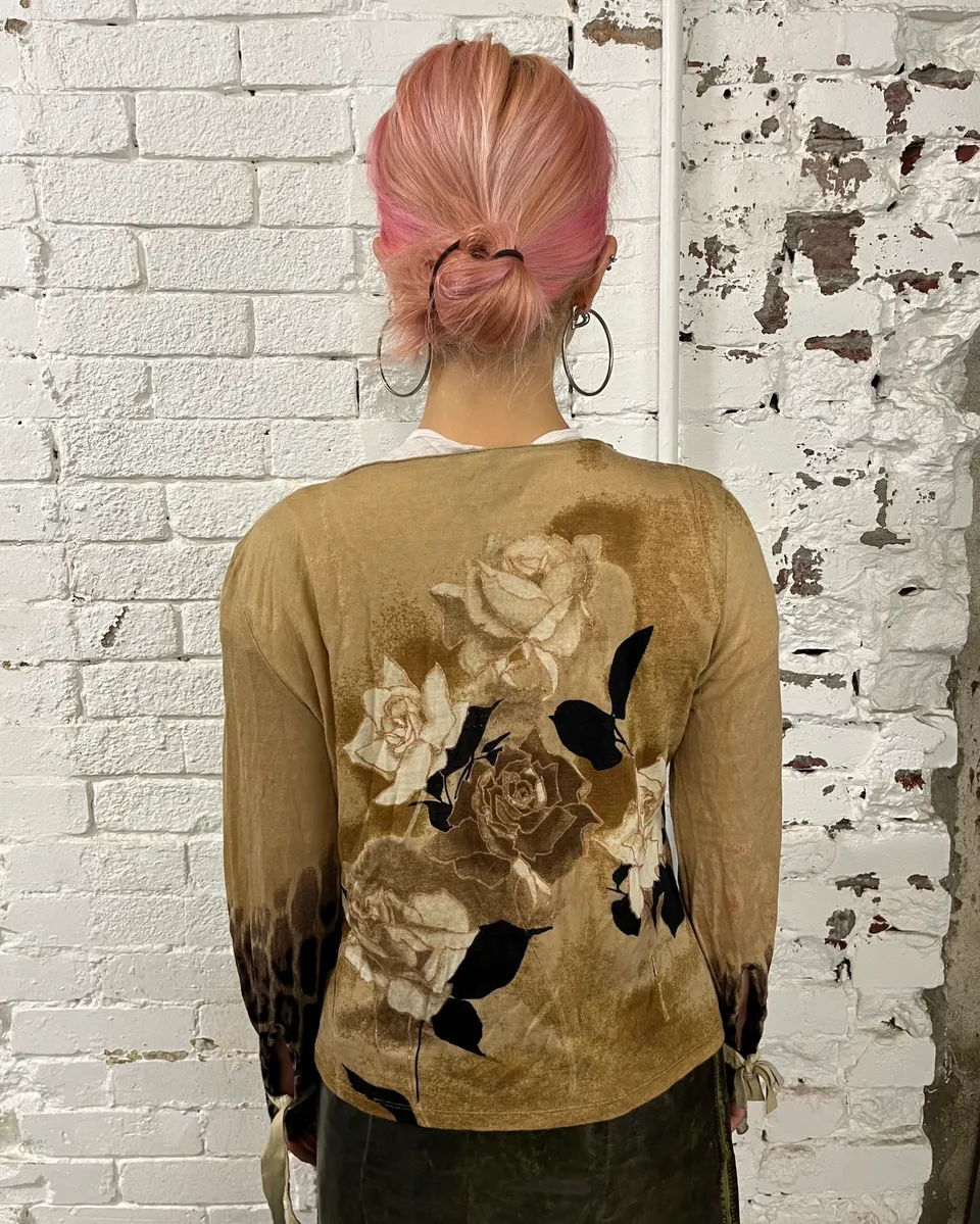 1990s Roberto Cavalli Rose Leopard Gradient Wool Beige Cardigan - Image 2