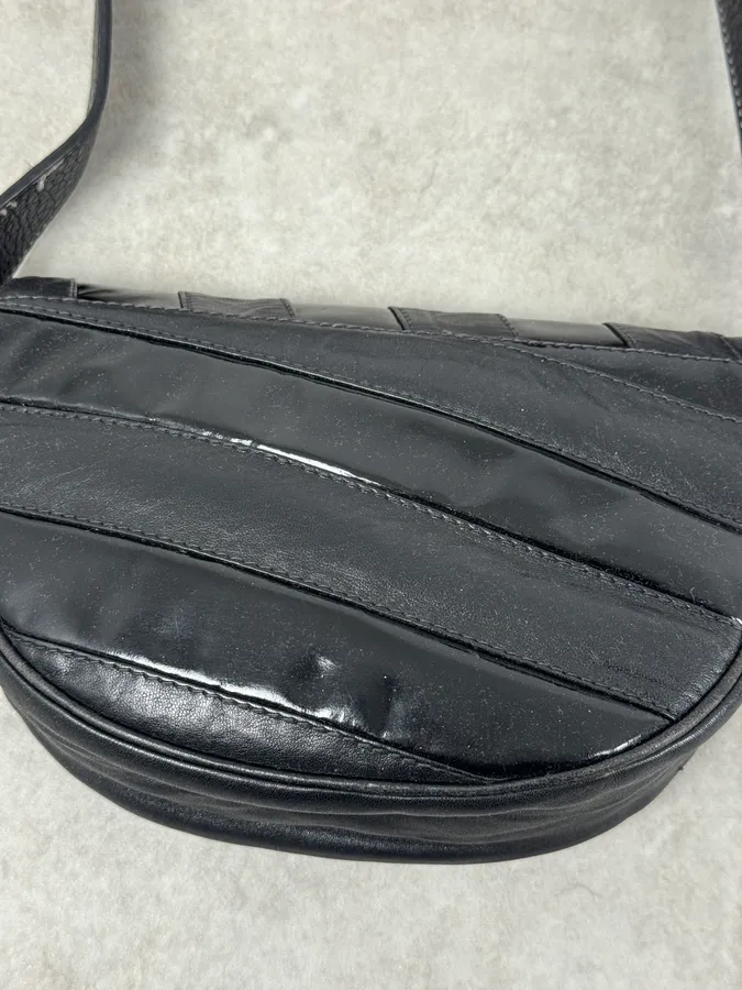 1990s Versace Black Lines Leather Handle Bag - Image 4