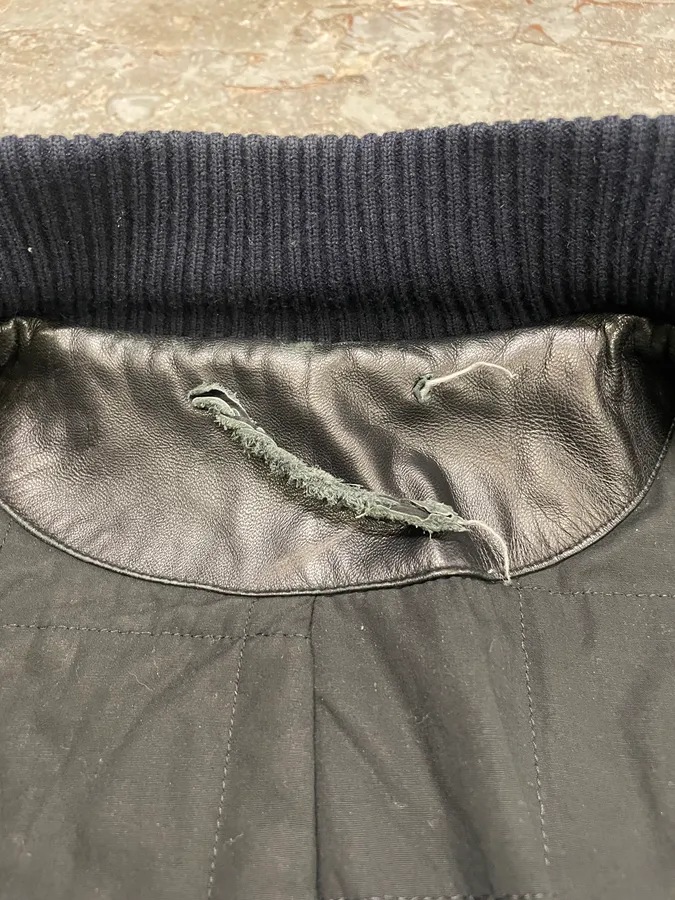2000s Acne Studios Cropped Wool Buttoned Navy Jacket - Image 9