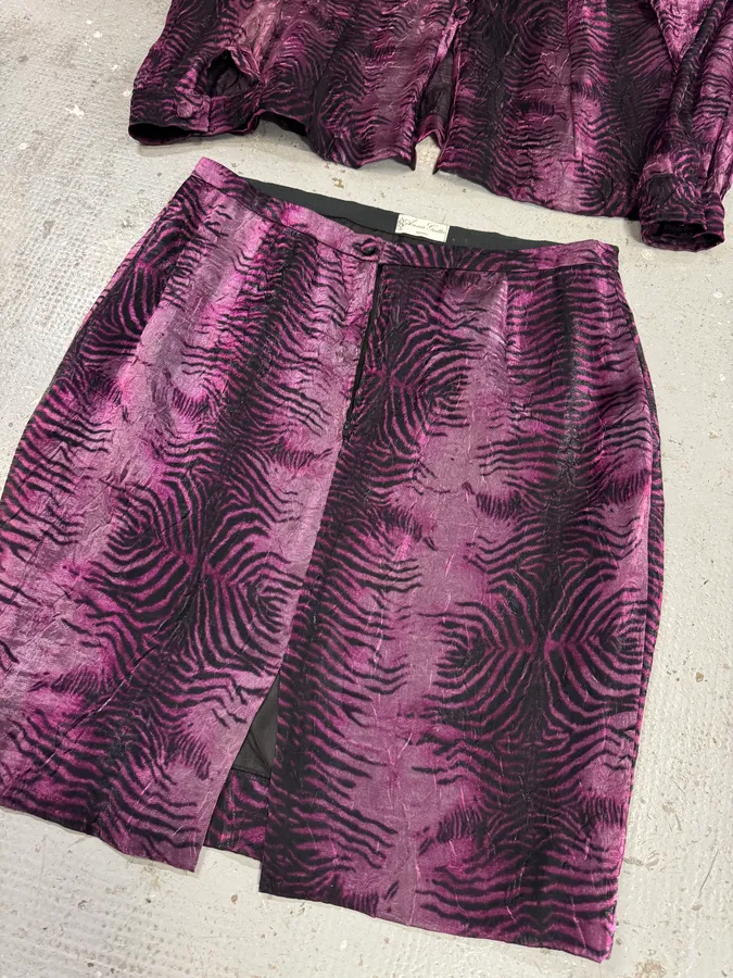 2000s Anna Gatta Evil Purple Tiger Shirt & Skirt Set - Image 4