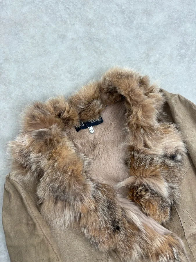 2000s Armani Beige Fur Lined Leather Jacket - Image 5