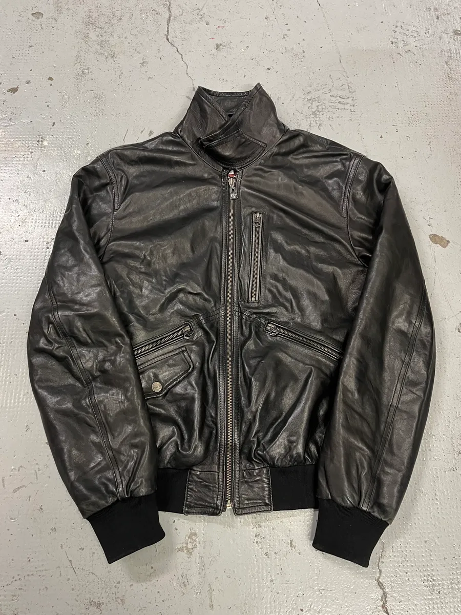 2000s Armani Black Leather Bomber Jacket - Image 4