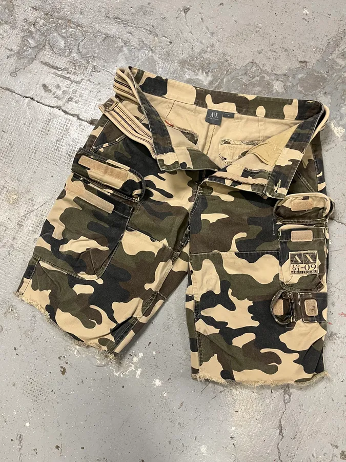 2000s Armani Camo Military Cargo Shorts - Image 6