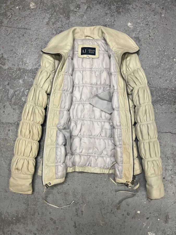 2000s Armani Creamy Leather Puffer Jacket - Image 3