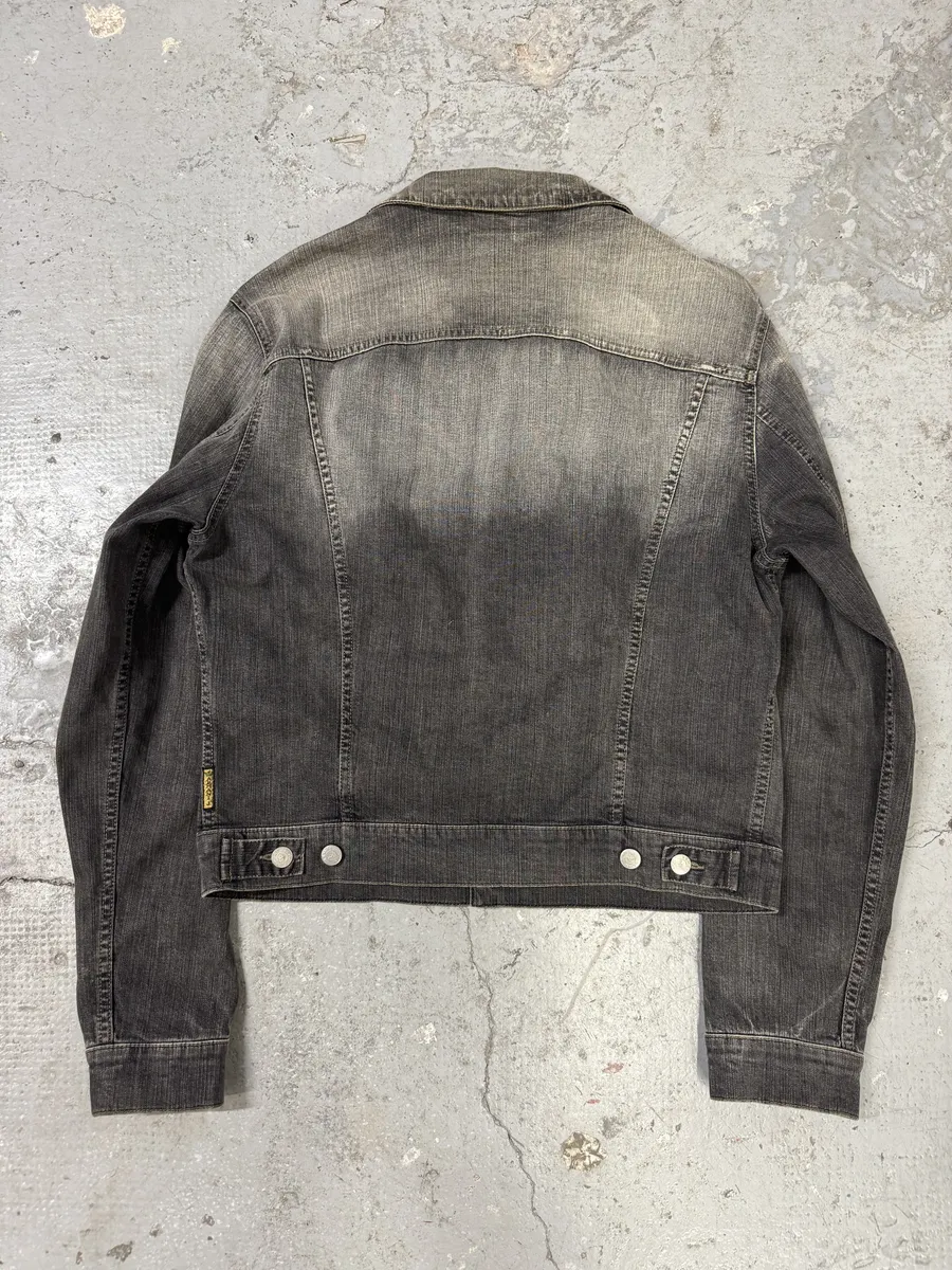 2000s Armani Grey Faded Denim Jacket - Image 4