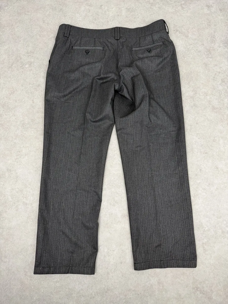 2000s Armani Grey Wool Classy Tailored Pants - Image 5