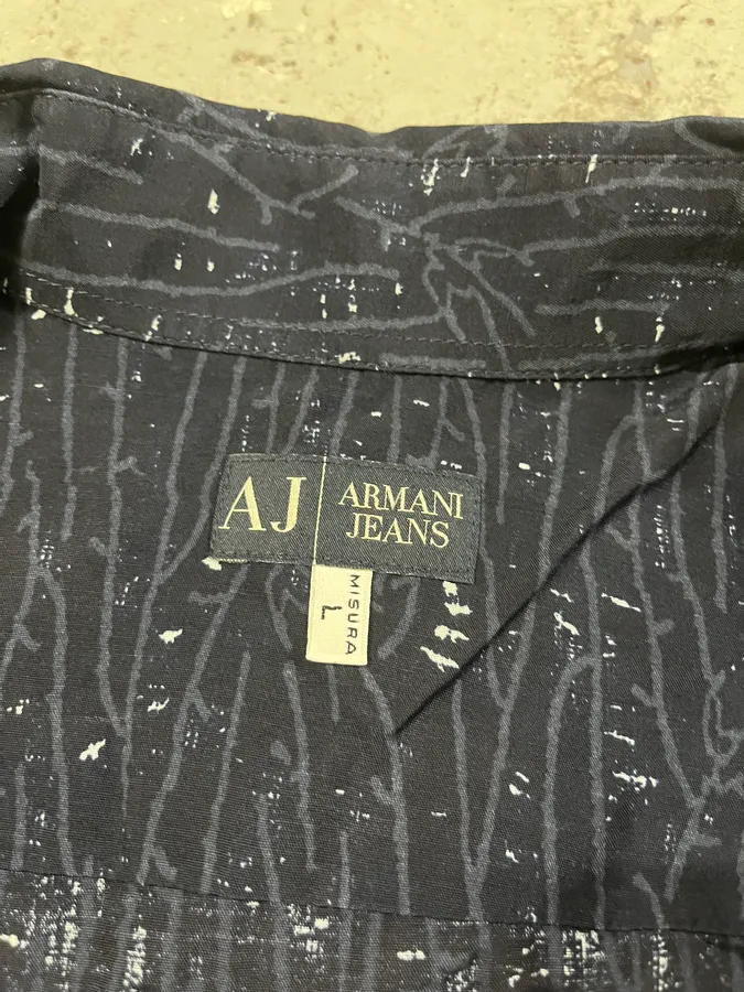 2000s Armani Navy Electrical Shirt - Image 9