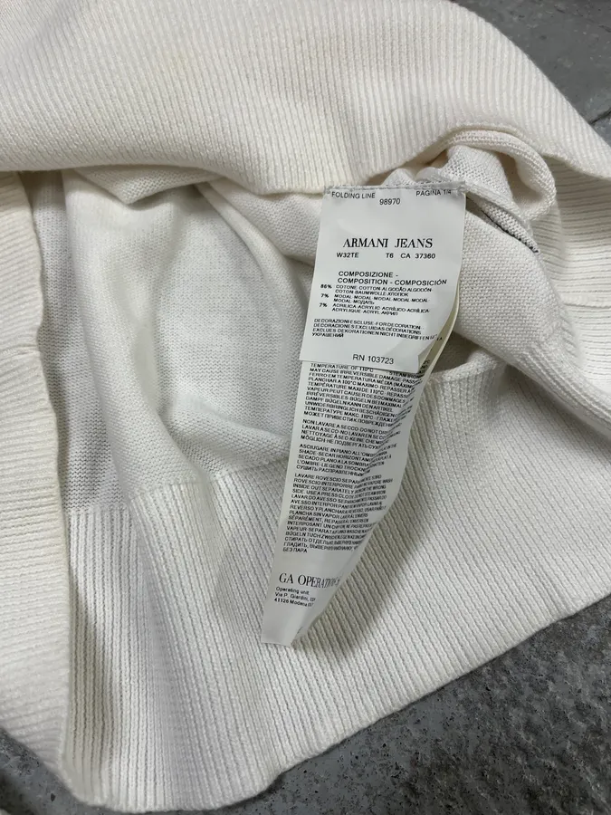 2000s Armani Red & White Gradient Sweater - Image 11