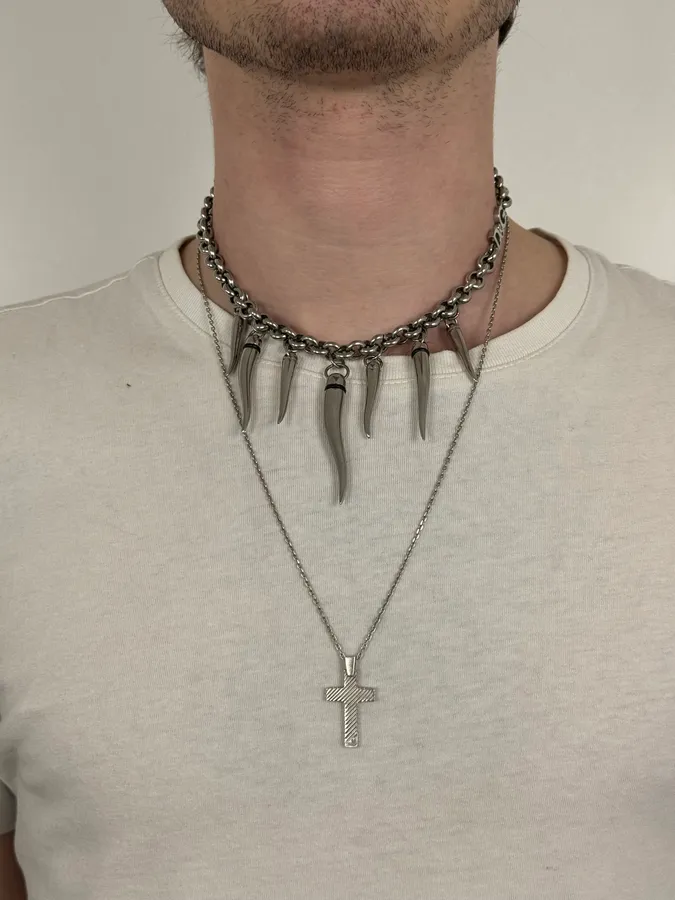 2000s Armani Silver Cross Necklace - Image 2
