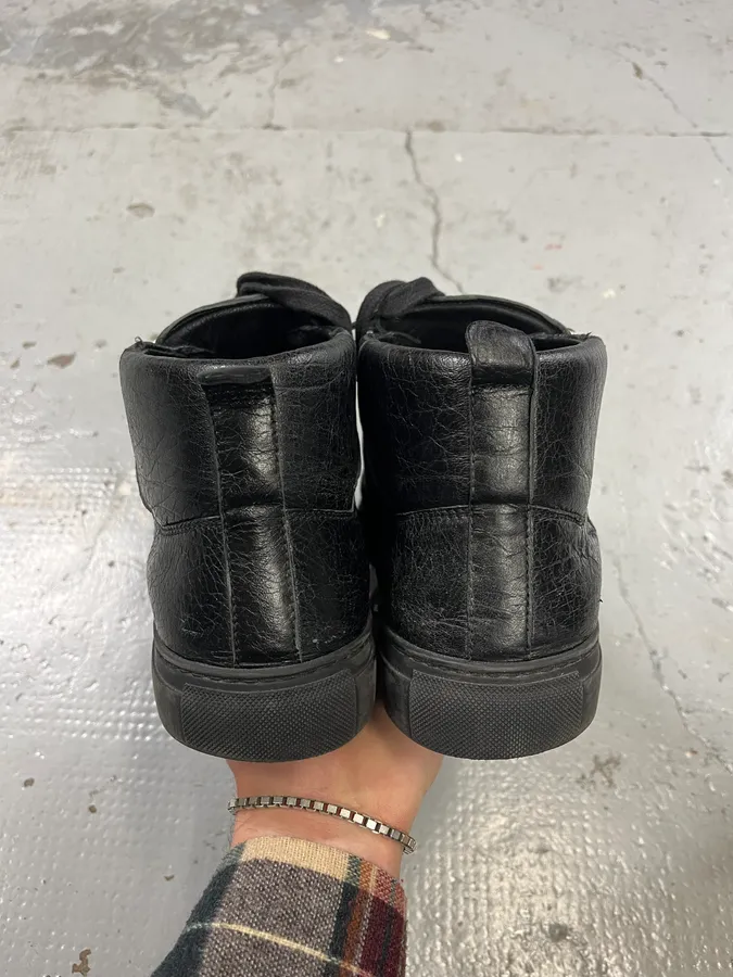 2000s Balenciaga Arena Black Cracked Leather High Top Sneakers - Image 5