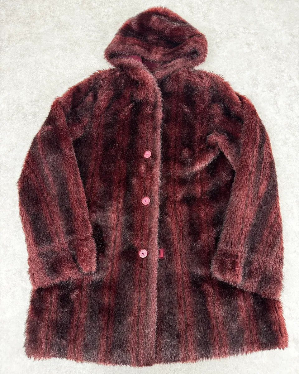 2000s Balmain Red Reversible Faux Fur Coat - Image 4