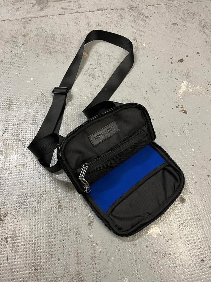 2000s Bikkembergs Harness Black Shoulder Bag - Image 8