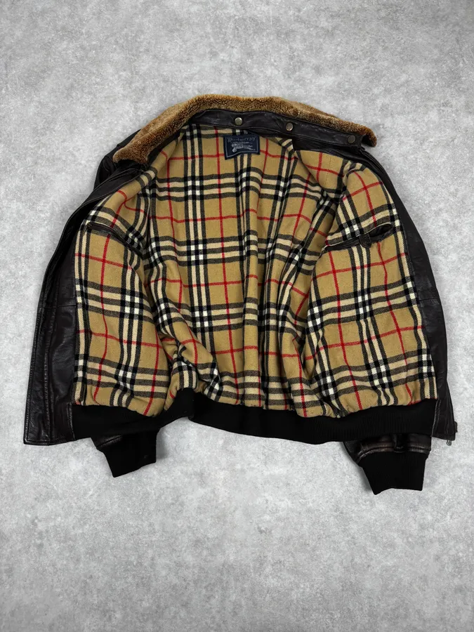 2000s Burberry Aviator Brown Leather Jacket - Image 5