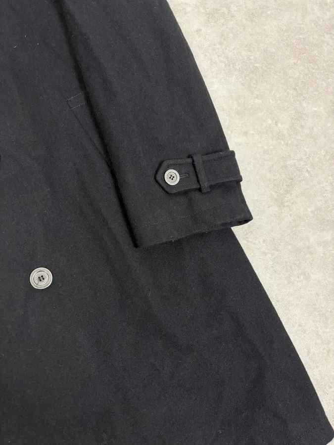 2000s Burberry Black Double-Breasted Wool Coat - Image 8
