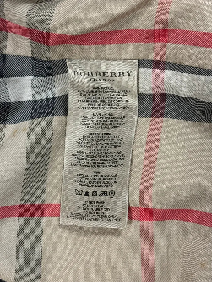 2000s Burberry Black Leather Premium Jacket - Image 10