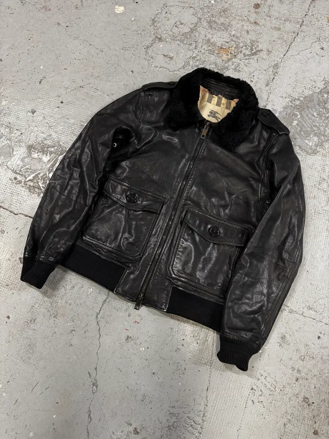 2000s Burberry Black Leather Premium Jacket - Image 3