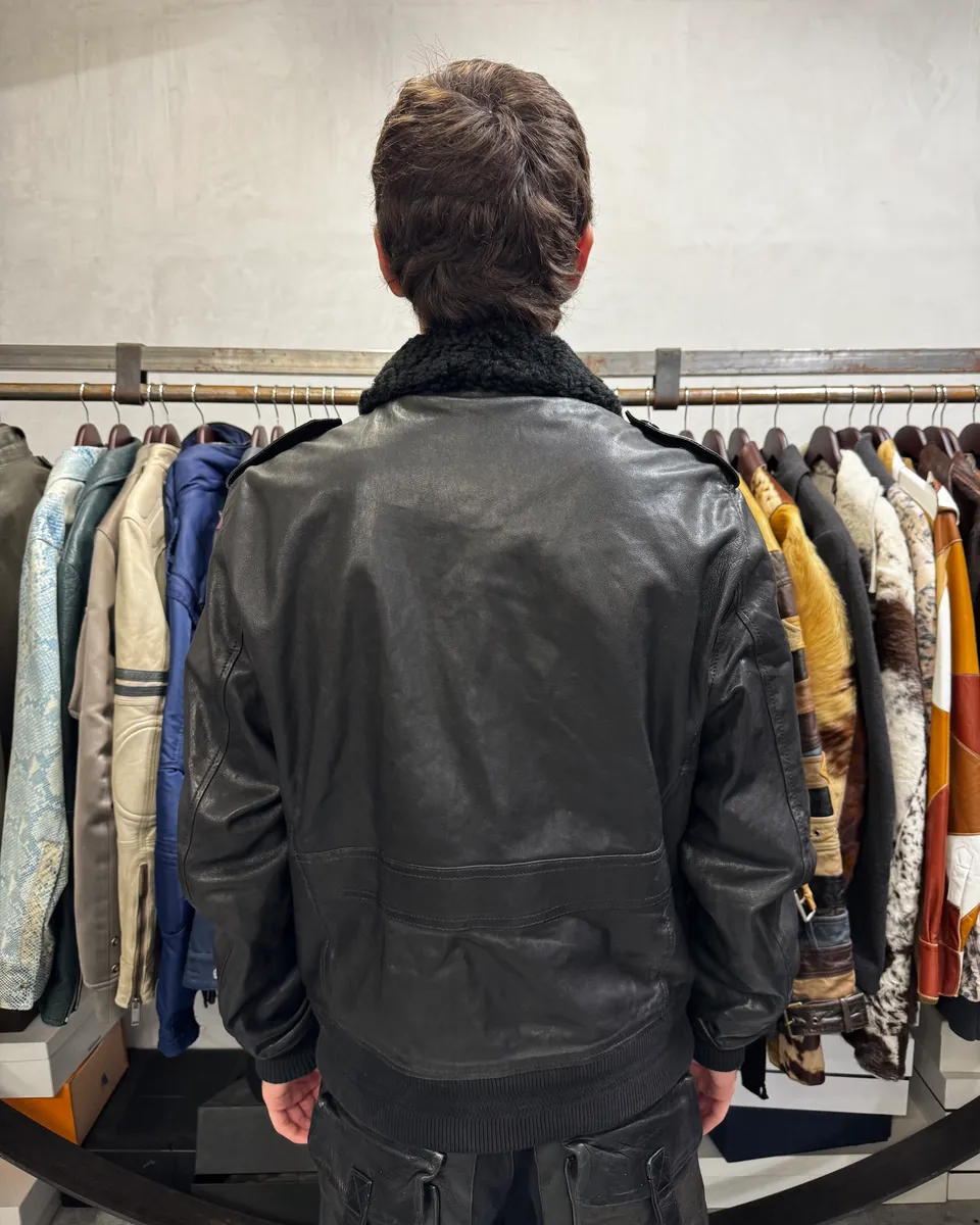 2000s Burberry Black Leather Premium Jacket - Image 5