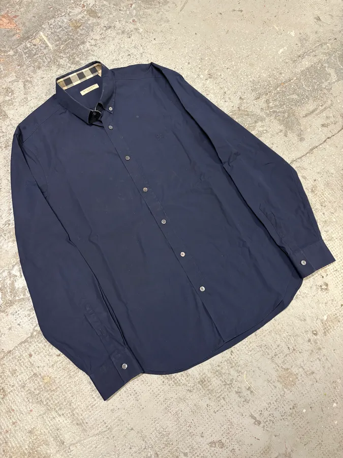 2000s Burberry Navy Tartan Minimalist Shirt - Image 4