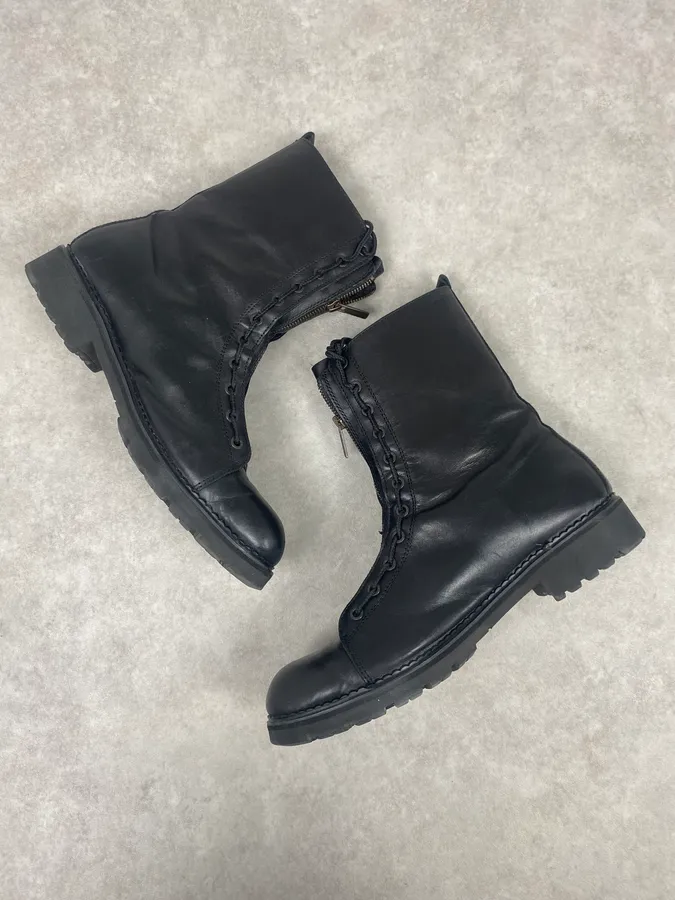 2000s Calvin Klein Ultra Zip Black Ankle Leather Boots - Image 4
