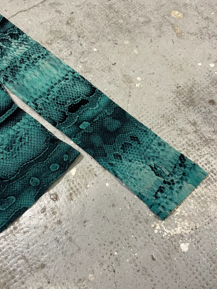 2000s Cavalli Anaconda Snake Green Longsleeves Top - Image 4