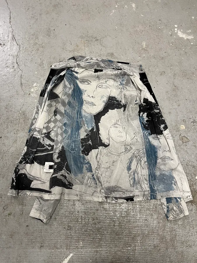 2000s Cavalli Artwork Drawing Shirt - Image 10