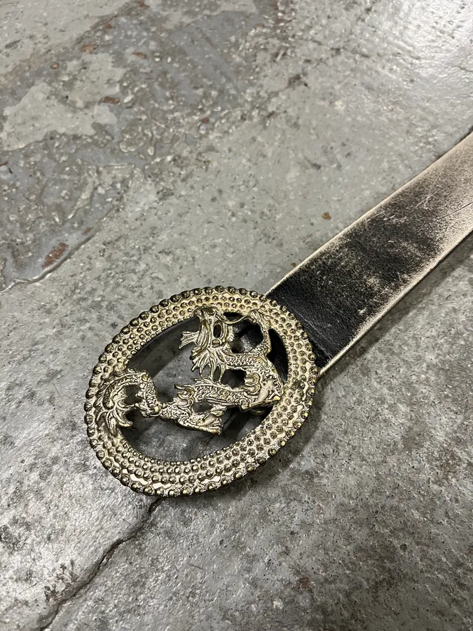 2000s Cavalli Asian Dragon Buckle Silver Leather Belt - Image 5