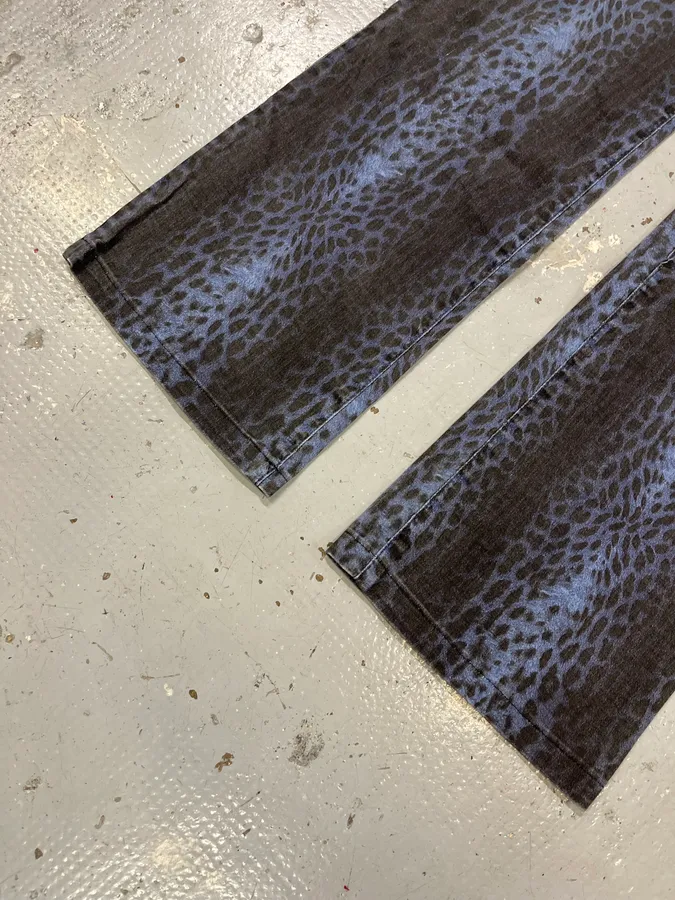 2000s Cavalli Blue Leopard Pants - Image 7