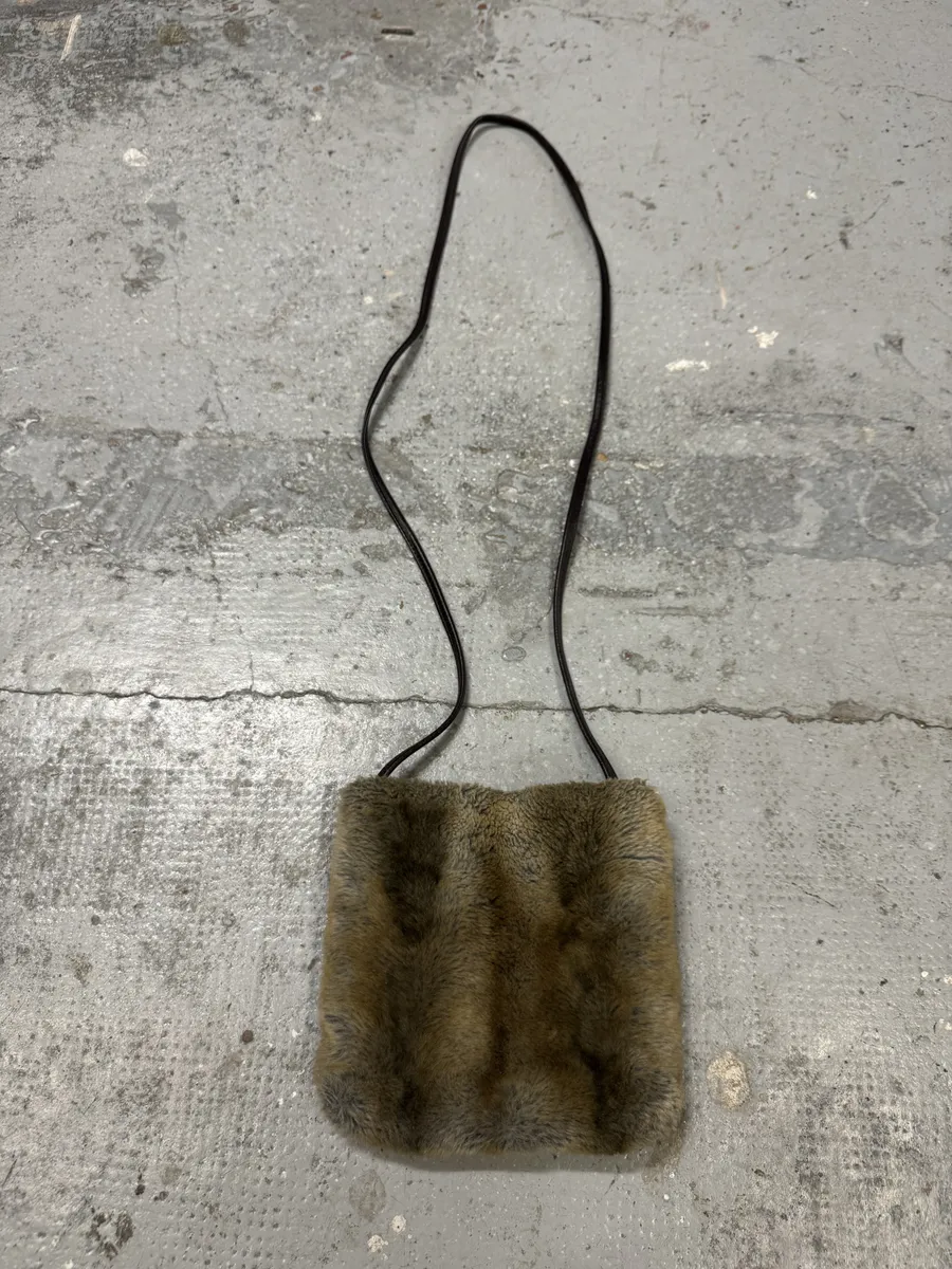 2000s Cavalli Faux Fur Beige Effect Shoulder Bag - Image 3